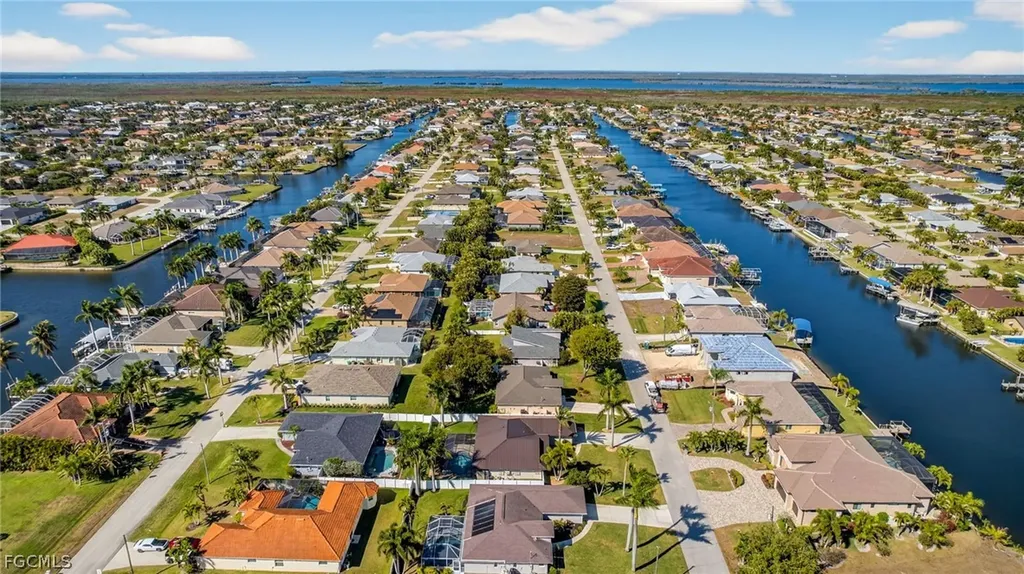 2506 SW 38th Street Cape Coral FL 33914