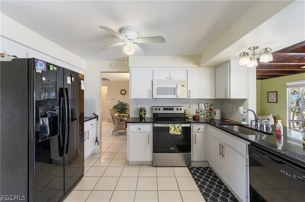 3109 SE 10th Avenue Cape Coral FL 33904
