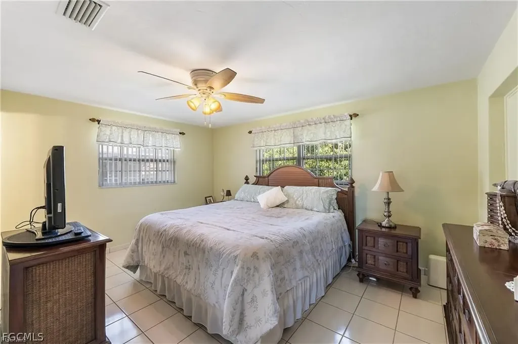 3109 SE 10th Avenue Cape Coral FL 33904