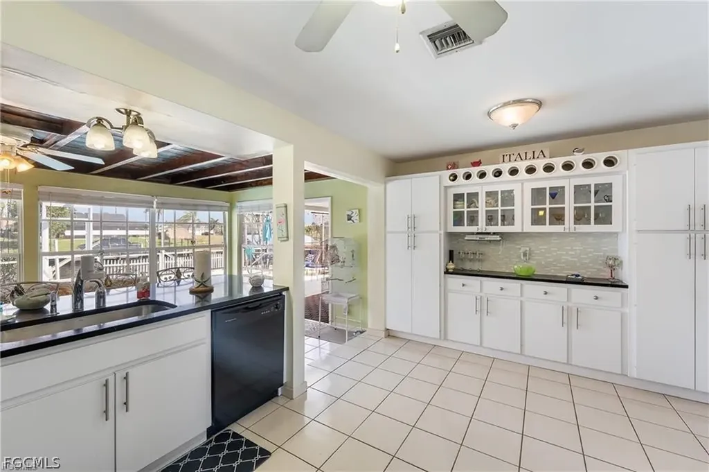 3109 SE 10th Avenue Cape Coral FL 33904