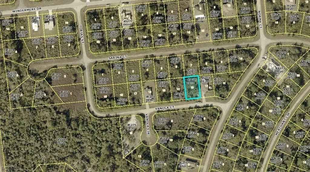 660 Vanola Court Lehigh Acres FL 33972