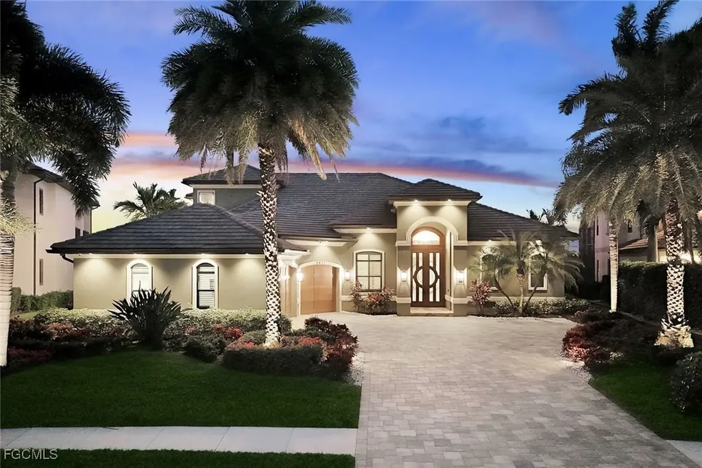 5817 Harbour Circle Cape Coral FL 33914