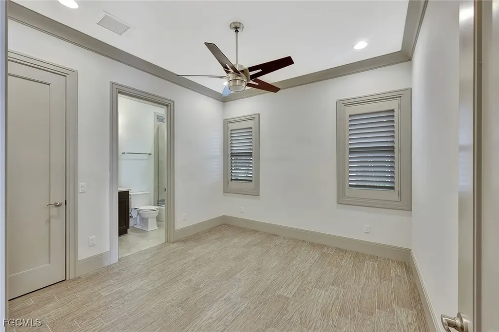 5817 Harbour Circle Cape Coral FL 33914
