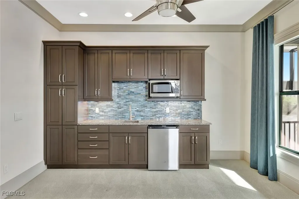 5817 Harbour Circle Cape Coral FL 33914