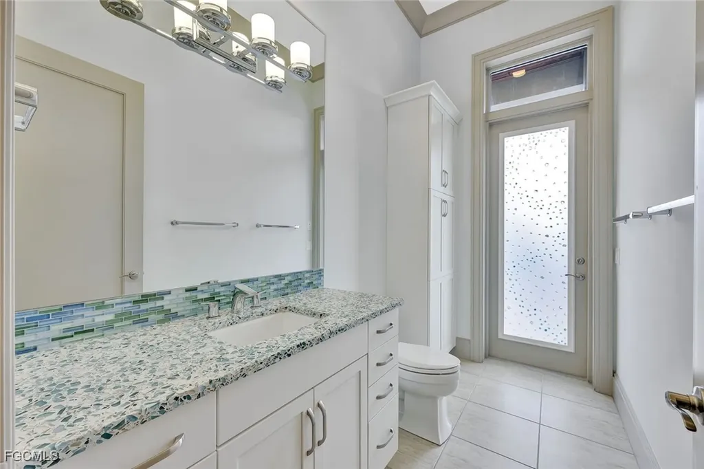 5817 Harbour Circle Cape Coral FL 33914