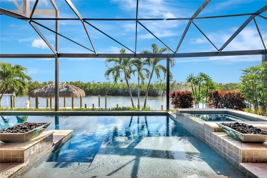 5817 Harbour Circle Cape Coral FL 33914