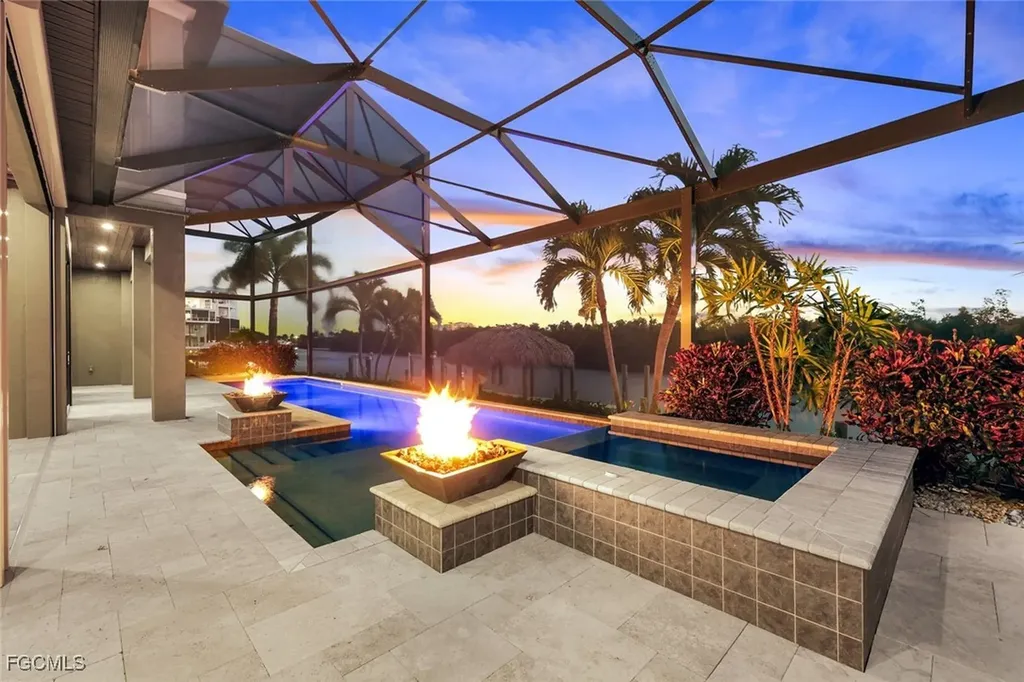 5817 Harbour Circle Cape Coral FL 33914