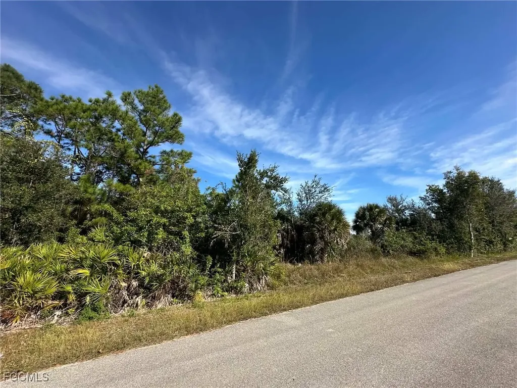 3418 39th Street SW Lehigh Acres FL 33976