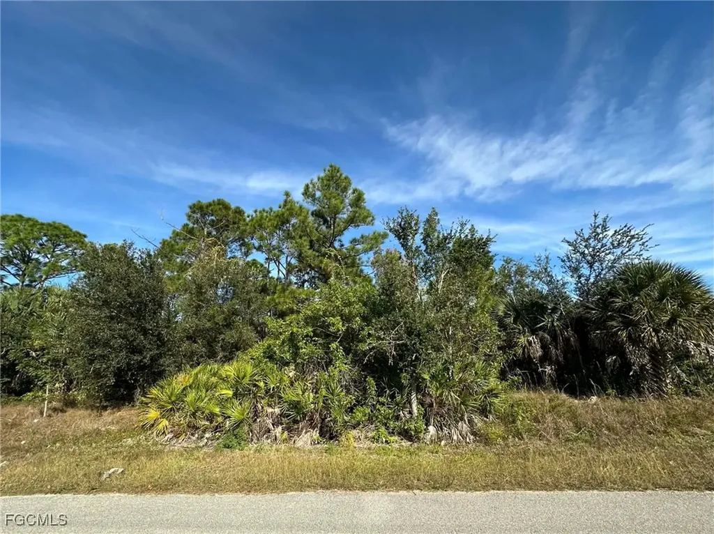 3418 39th Street SW Lehigh Acres FL 33976