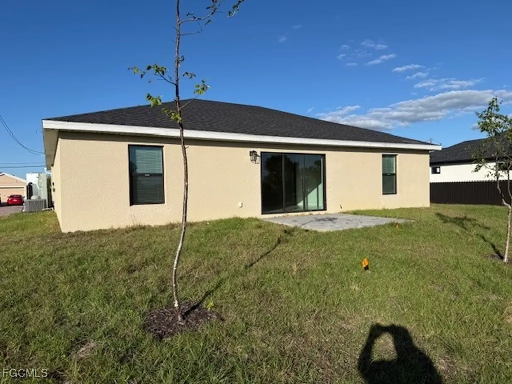 1324 NW 15th Terrace Cape Coral FL 33993