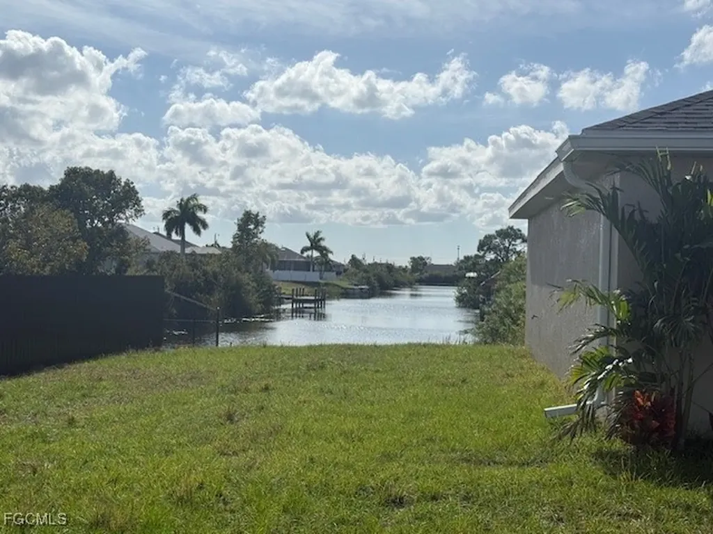 1324 NW 15th Terrace Cape Coral FL 33993