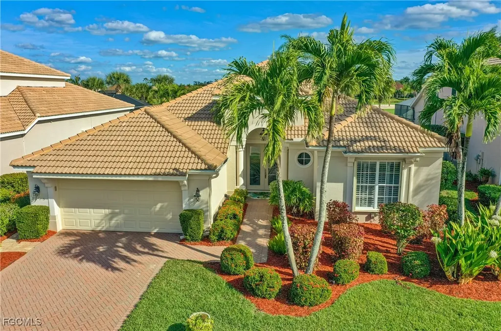 9115 Links Drive Fort Myers FL 33913
