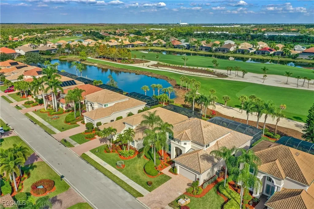 9115 Links Drive Fort Myers FL 33913