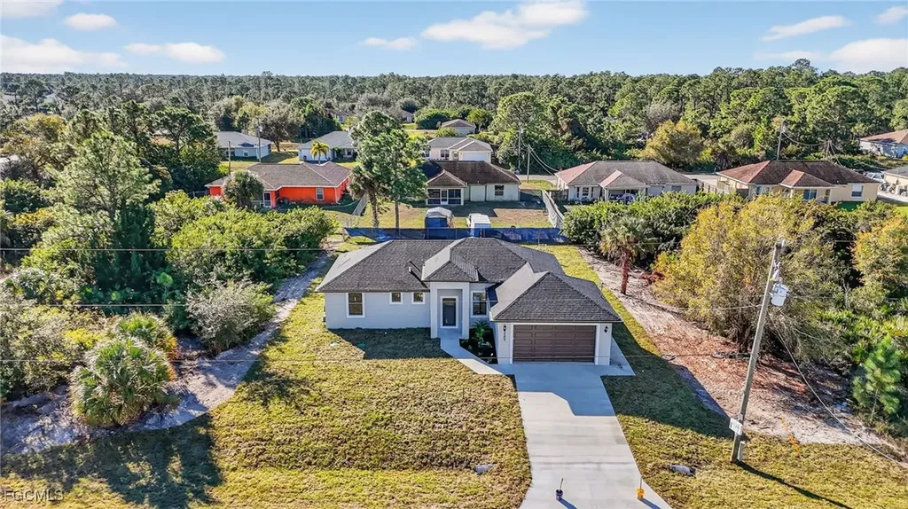 3207 40th Street W Lehigh Acres FL 33971