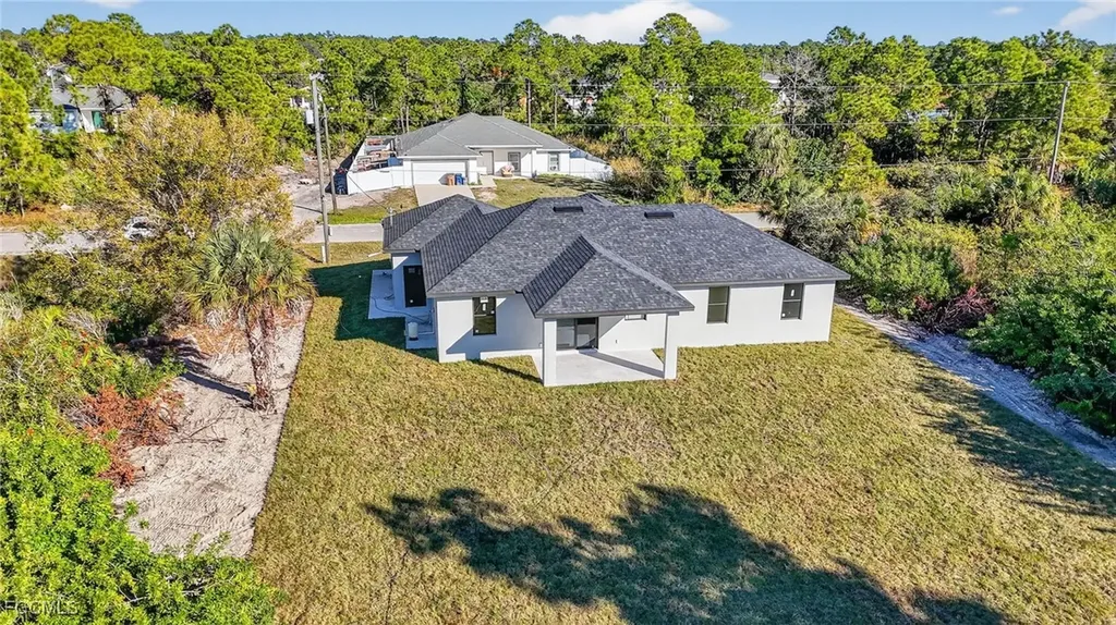 3207 40th Street W Lehigh Acres FL 33971