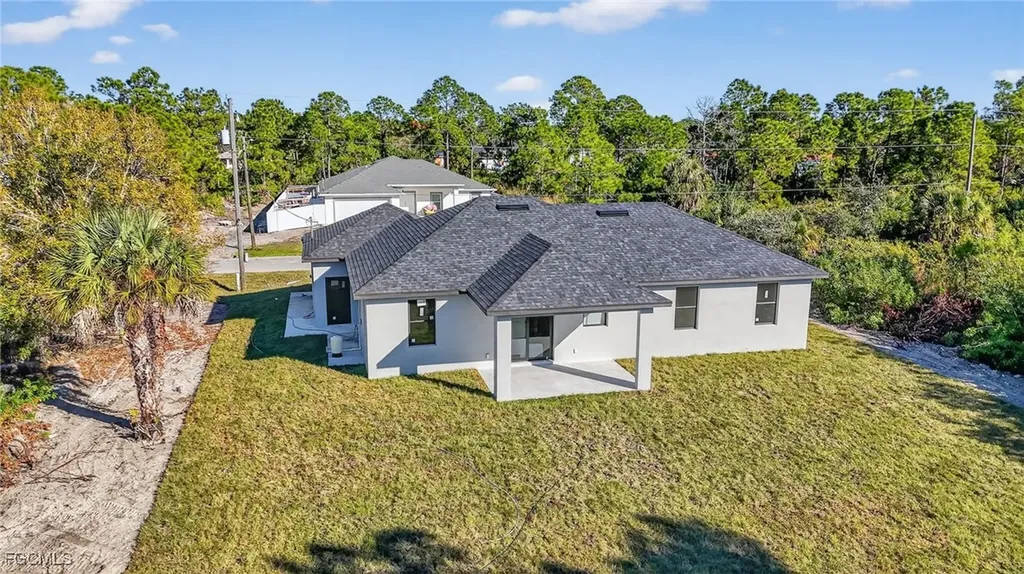 3207 40th Street W Lehigh Acres FL 33971