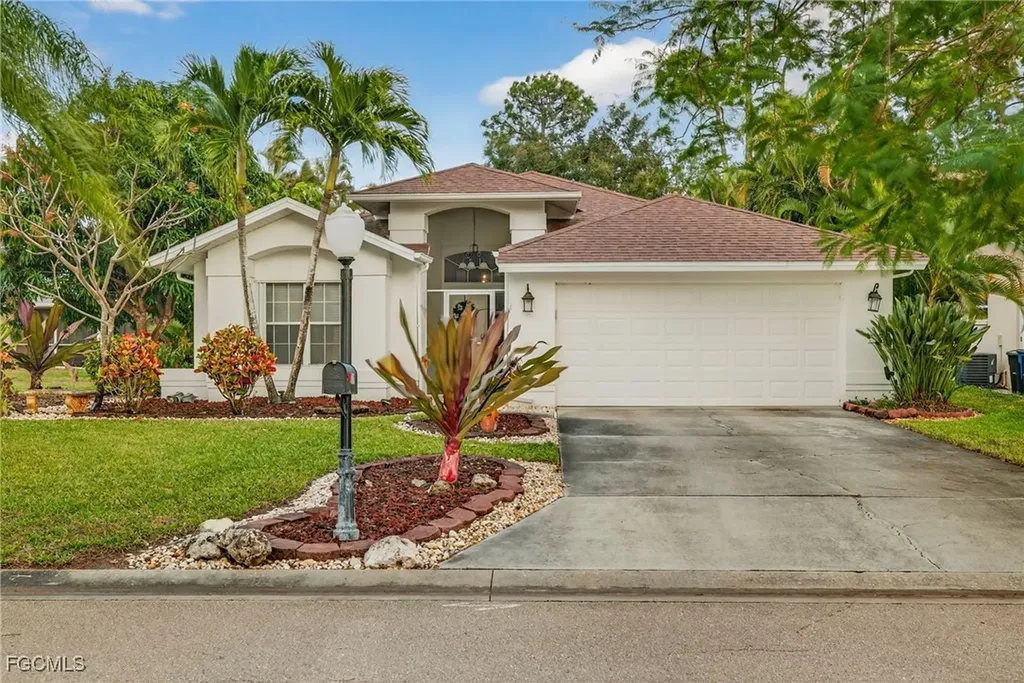 18015 Horseshoe Bay Circle Fort Myers FL 33967