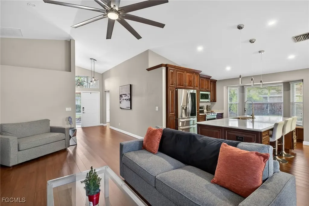 18015 Horseshoe Bay Circle Fort Myers FL 33967