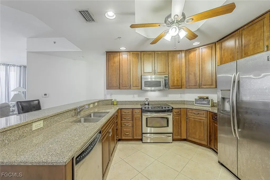 5781 Cape Harbour Drive Cape Coral FL 33914