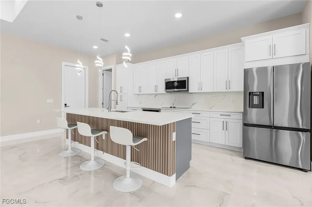 1115 NW 25th Avenue Cape Coral FL 33993