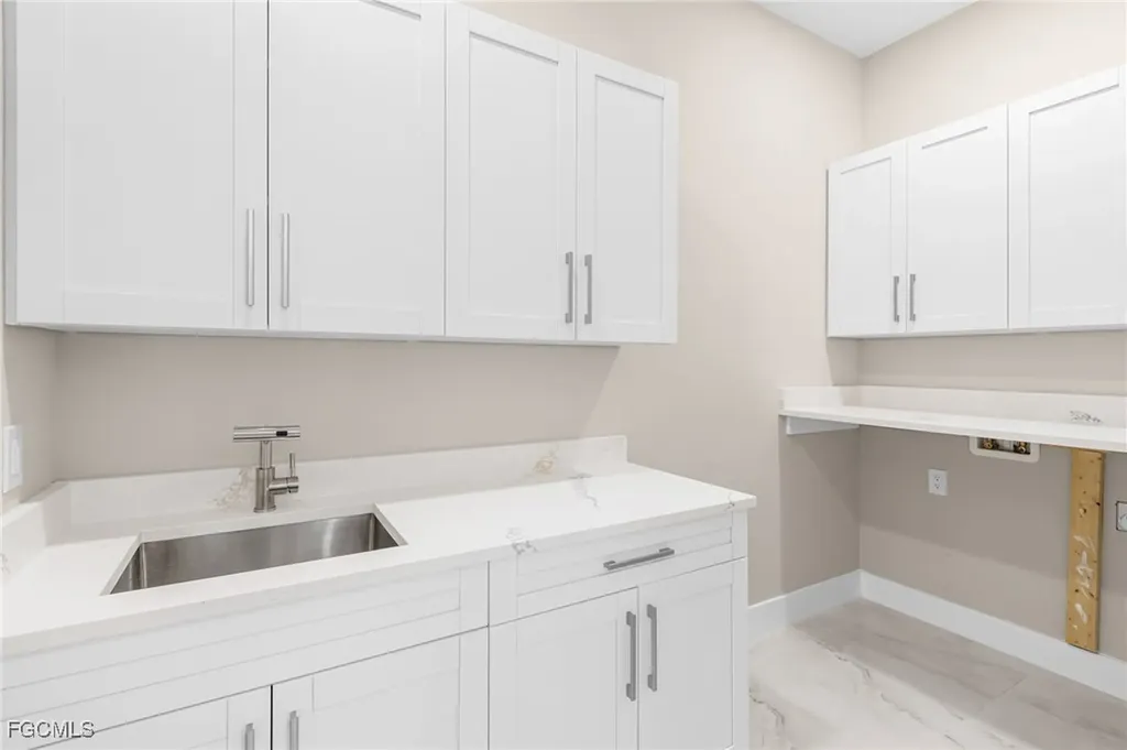 1115 NW 25th Avenue Cape Coral FL 33993