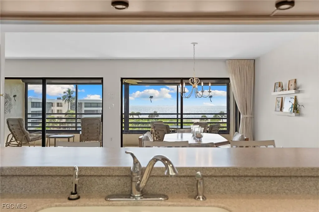 1605 Middle Gulf Drive Sanibel FL 33957