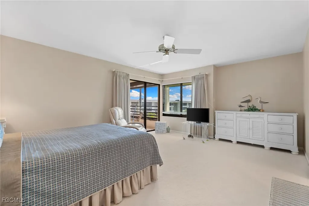 1605 Middle Gulf Drive Sanibel FL 33957