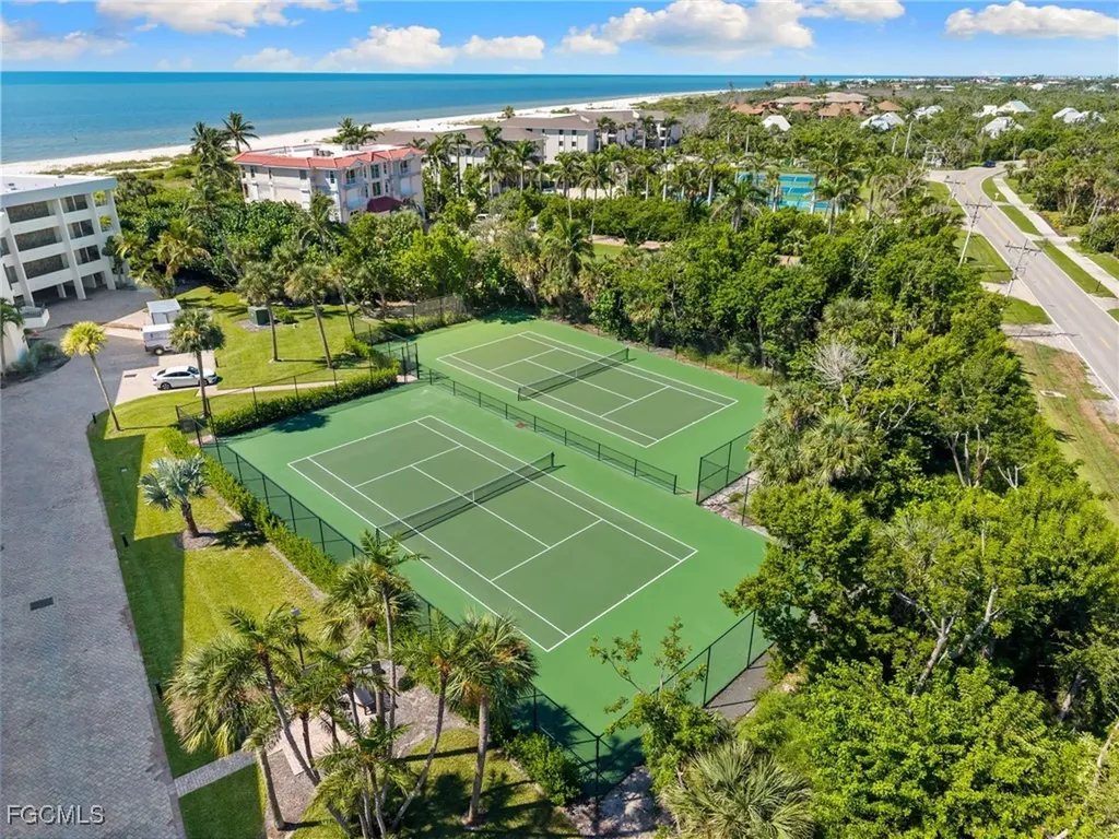 1605 Middle Gulf Drive Sanibel FL 33957