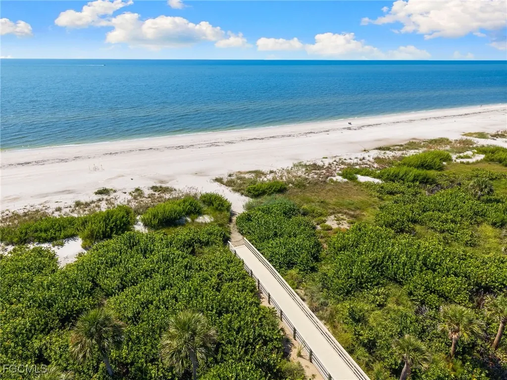 1605 Middle Gulf Drive Sanibel FL 33957