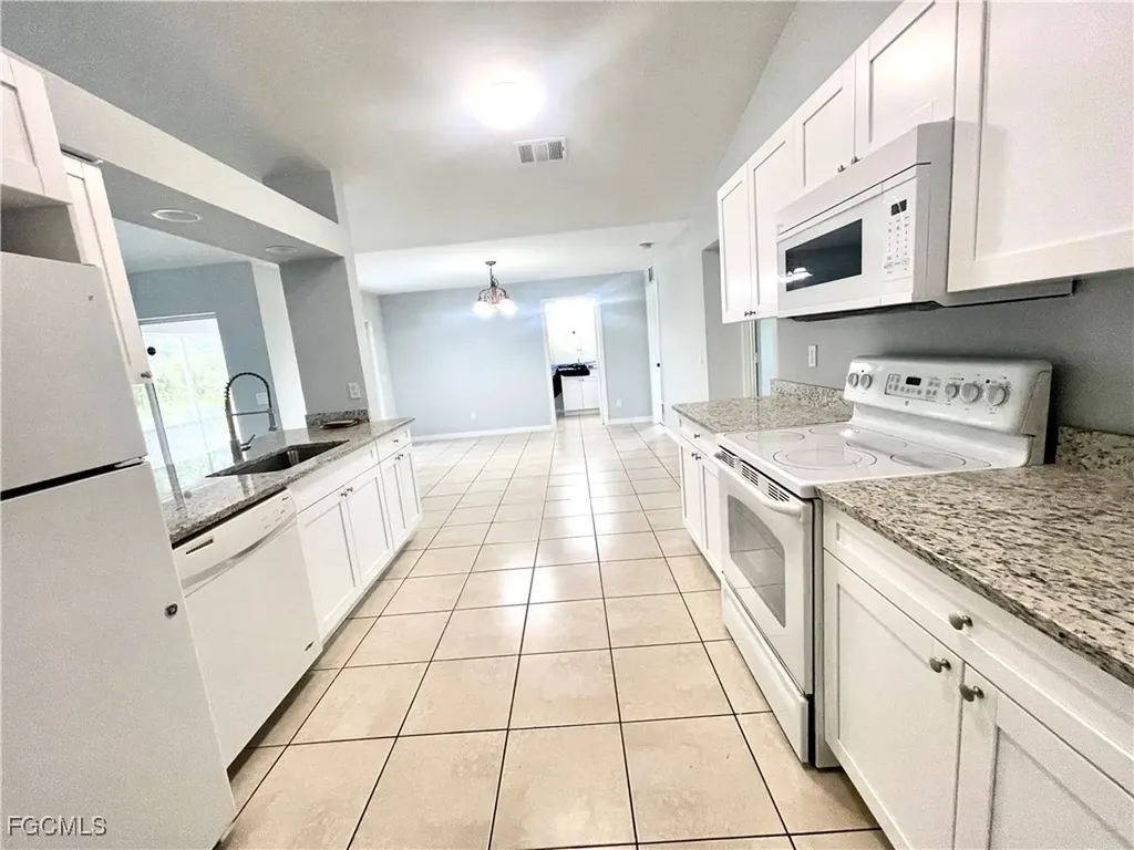 3405 Hanna Avenue N Lehigh Acres FL 33971