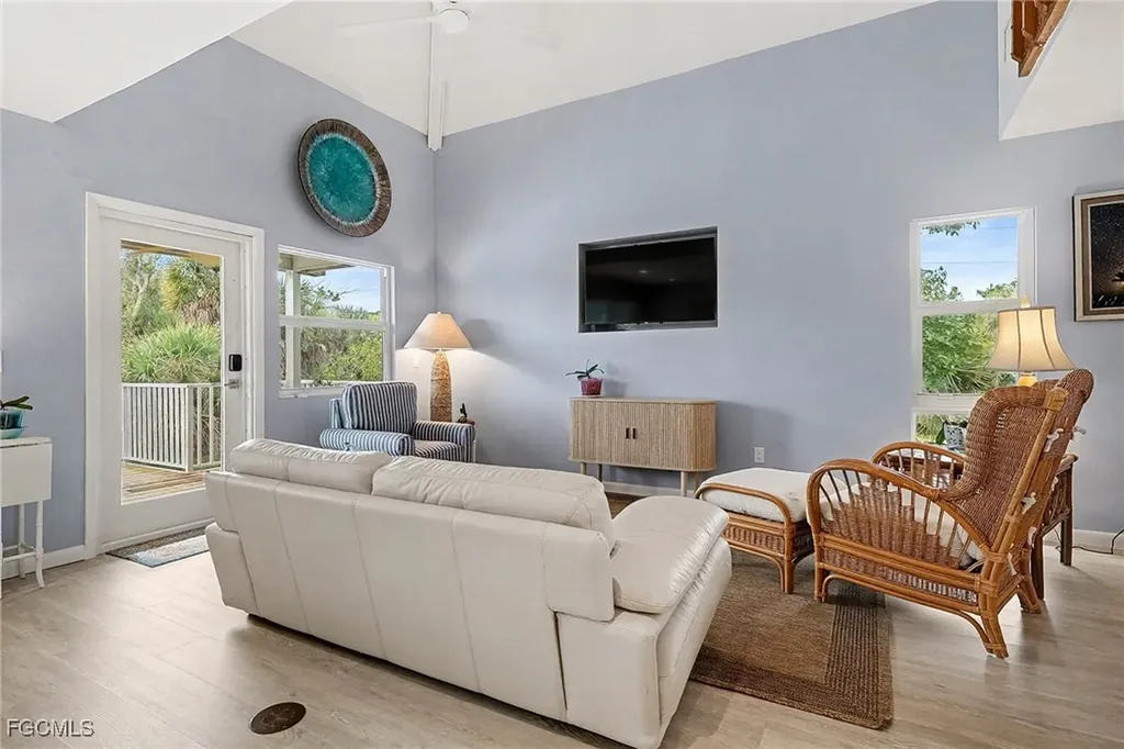 400 Rabbit Road Sanibel FL 33957