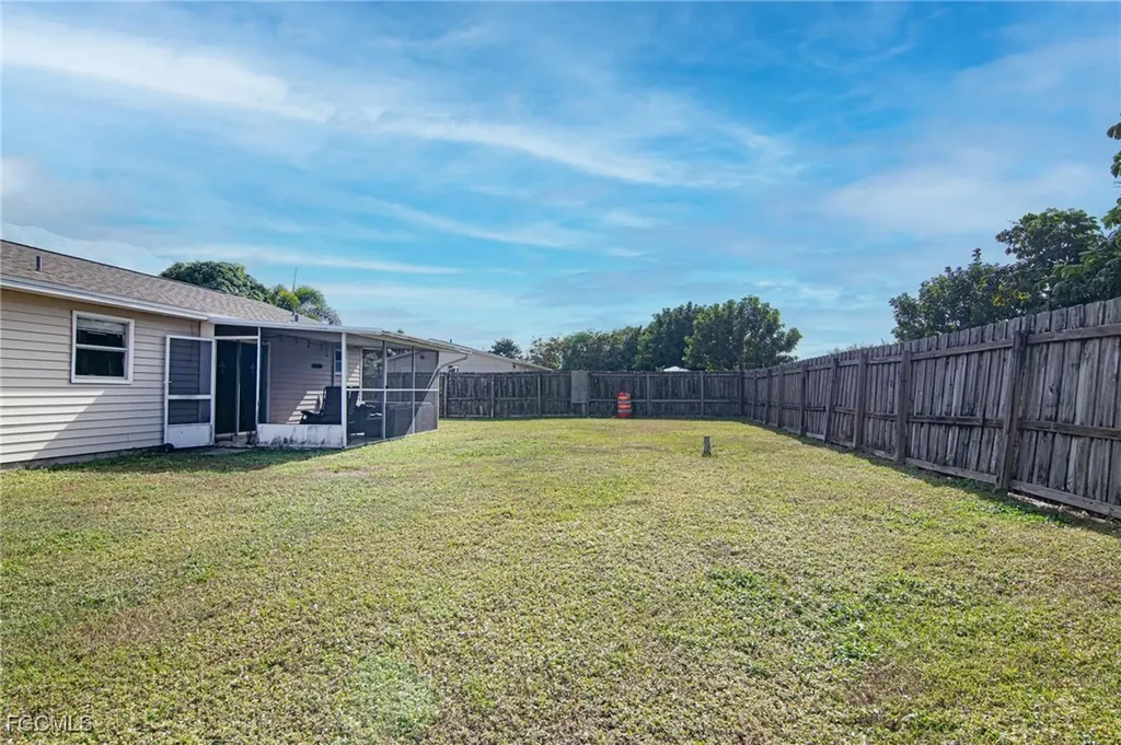449 Morgan Circle S Lehigh Acres FL 33936