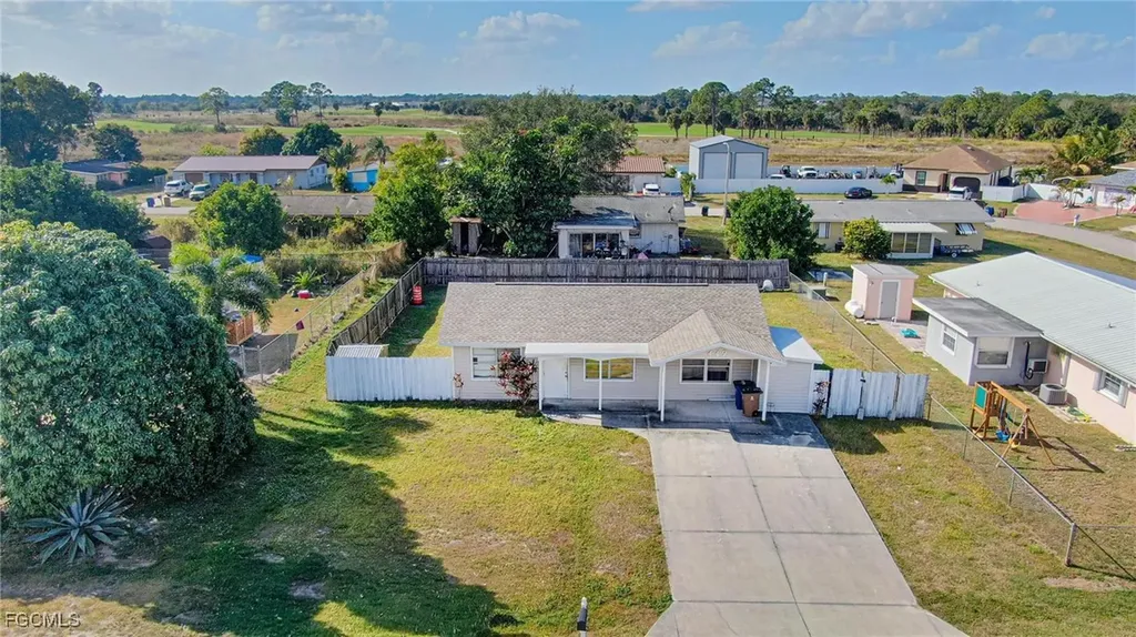 449 Morgan Circle S Lehigh Acres FL 33936