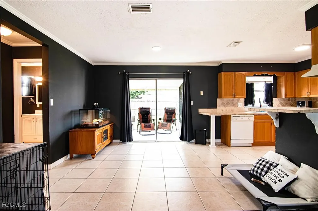 449 Morgan Circle S Lehigh Acres FL 33936
