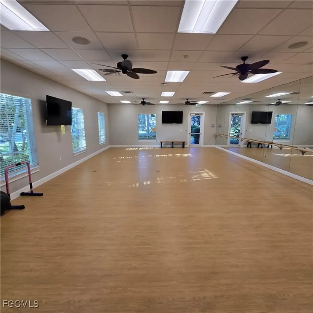 2612 Somerville Loop Cape Coral FL 33991