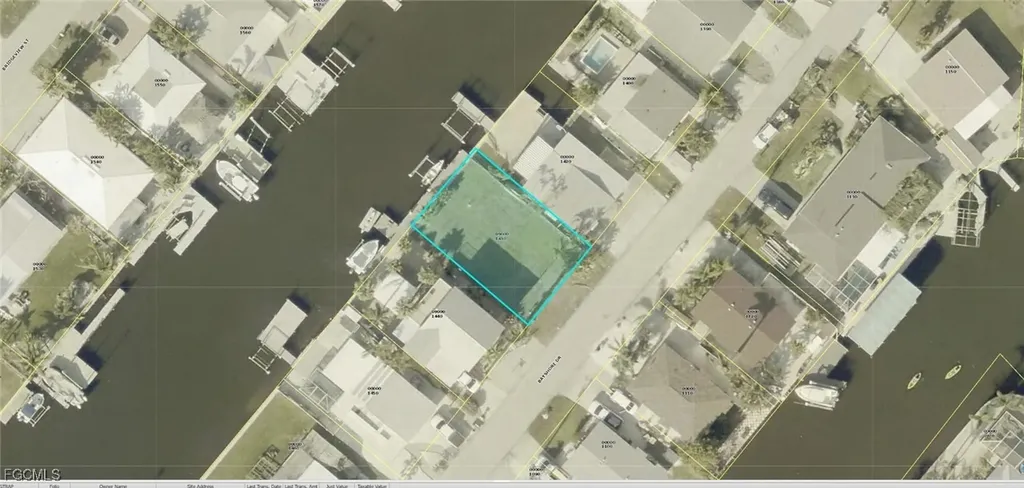 2596 Bayshore Drive Matlacha FL 33993