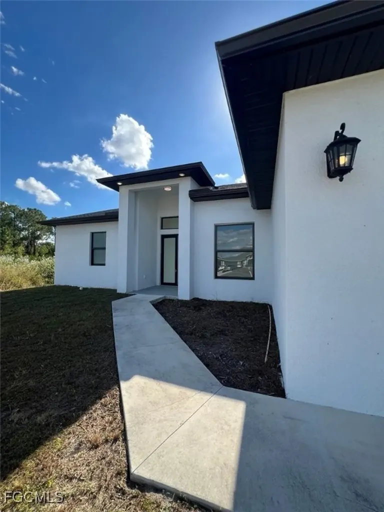 3509 23rd Street SW Lehigh Acres FL 33976