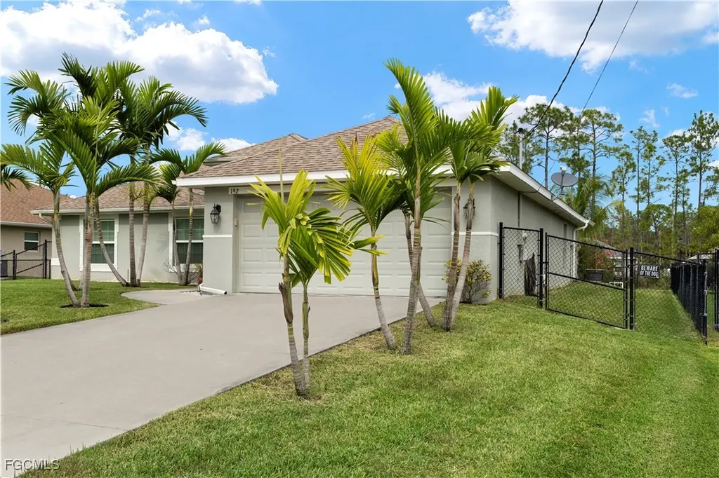 192 Townsend Court Lehigh Acres FL 33972