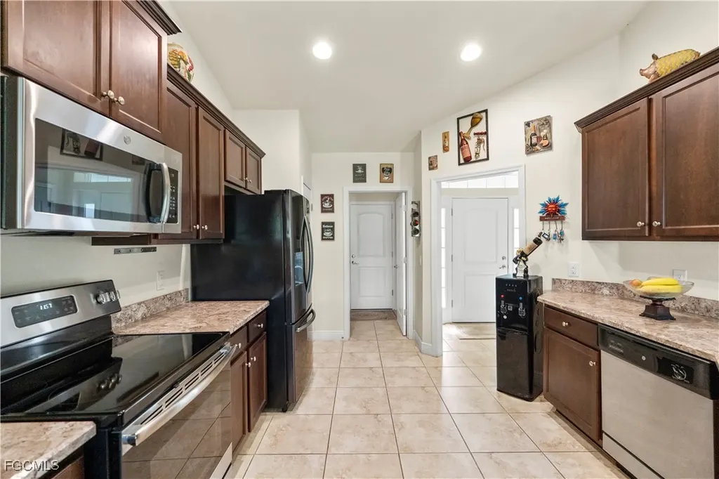 192 Townsend Court Lehigh Acres FL 33972