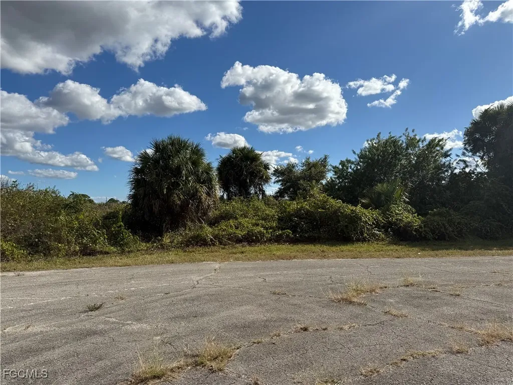 7022 Hero Court Labelle FL 33935
