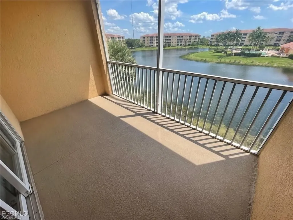8550 Kingbird Loop Estero FL 33967