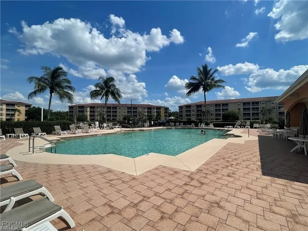 8550 Kingbird Loop Estero FL 33967