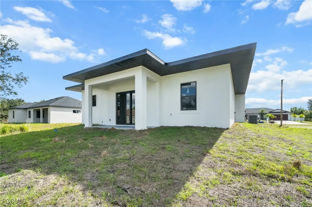 447 Redwing Street Lehigh Acres FL 33974