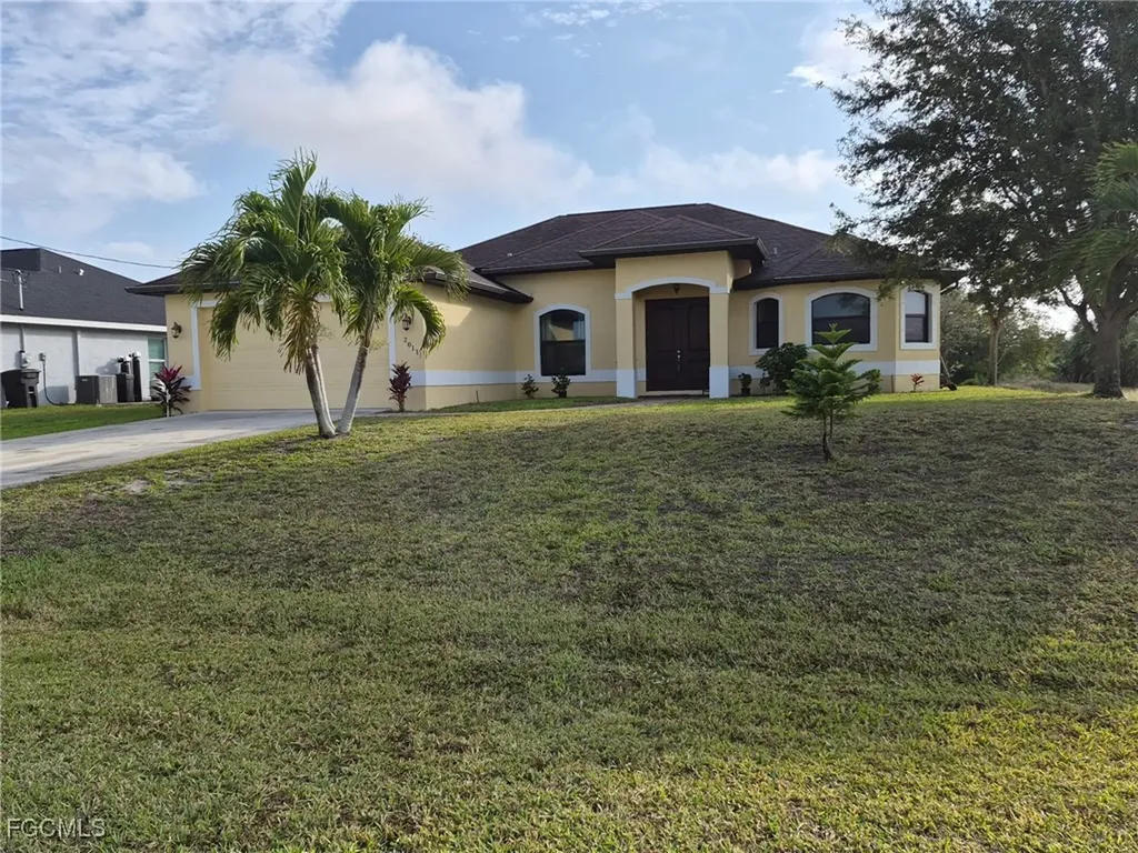 2011 NW 9th Place Cape Coral FL 33993