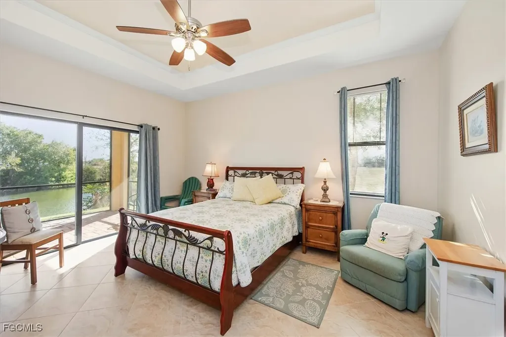 2011 NW 9th Place Cape Coral FL 33993