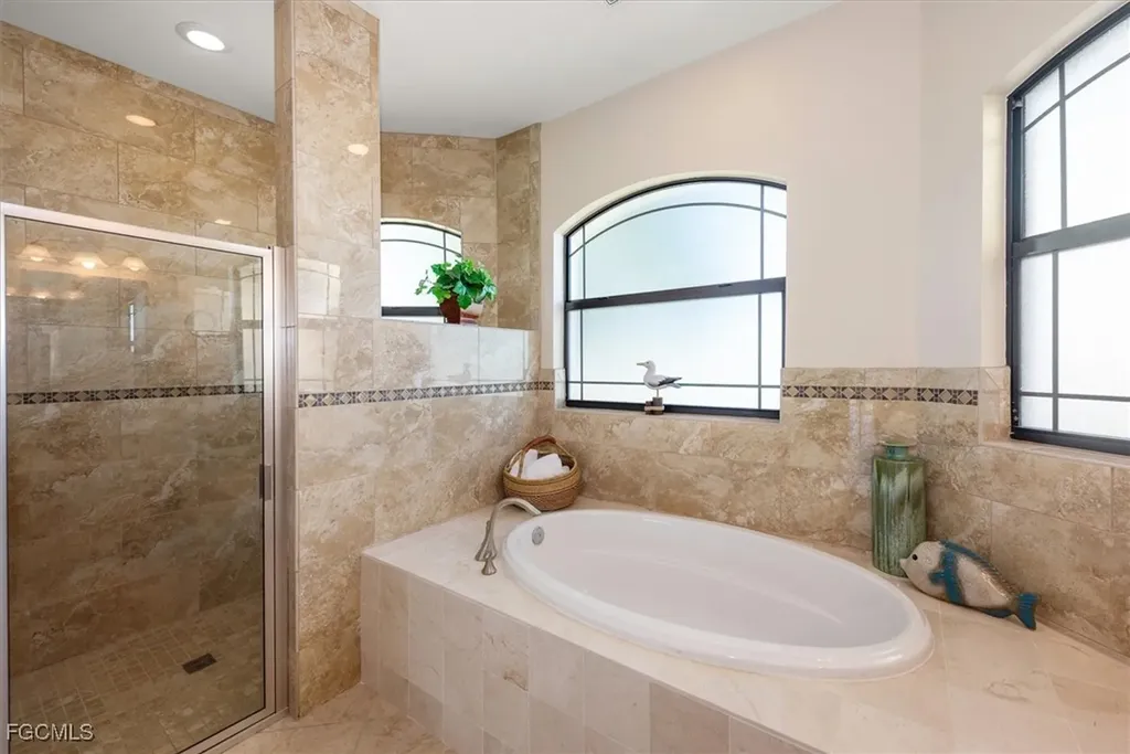 2011 NW 9th Place Cape Coral FL 33993
