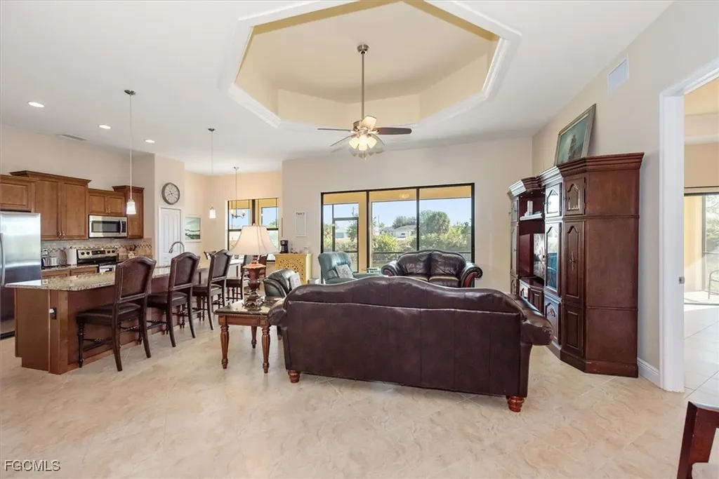 2011 NW 9th Place Cape Coral FL 33993