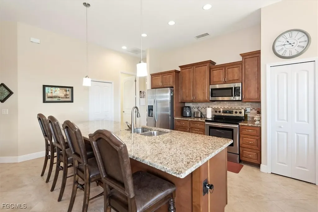 2011 NW 9th Place Cape Coral FL 33993