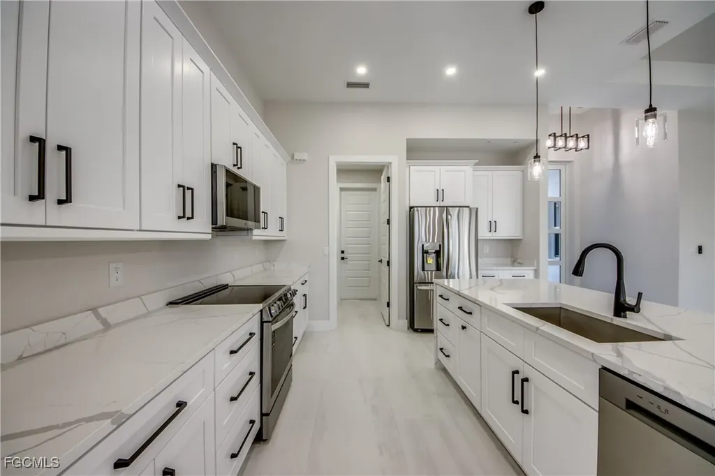 3812 Embers Parkway W Cape Coral FL 33993