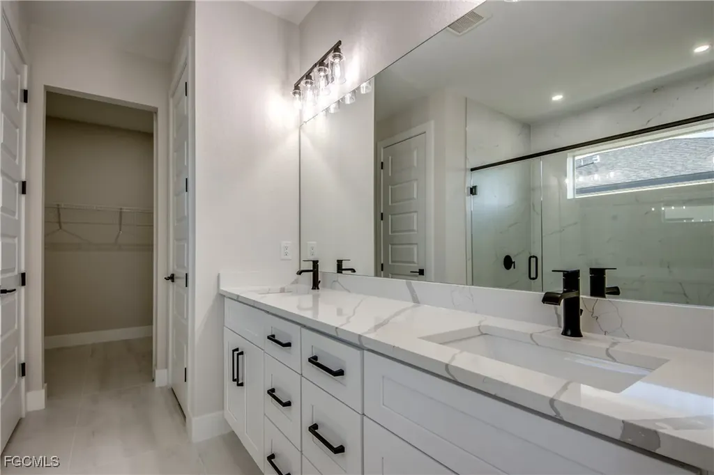 3812 Embers Parkway W Cape Coral FL 33993